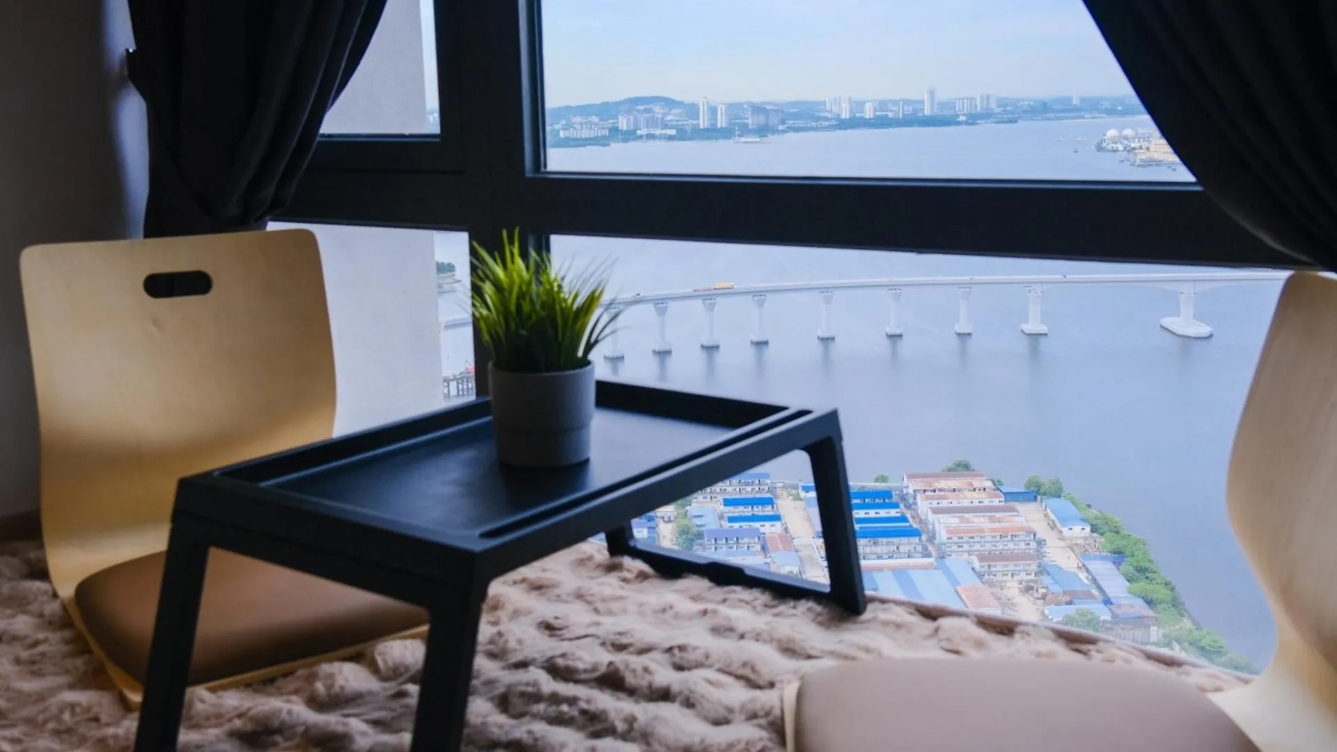 Διαμέρισμα R&F Princess Cove By Nest Home At Τζόχορ Μπάχρου